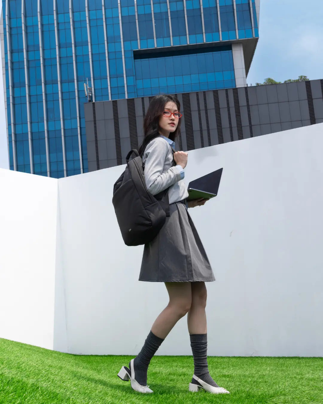 COSY LUXE XL COMMUTER BACKPACK IN CHARCOAL TSL Singapore