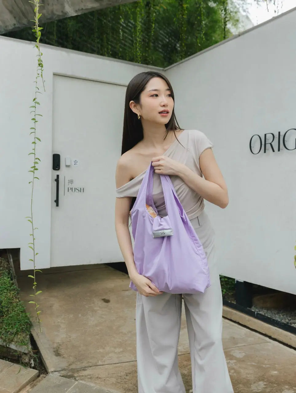 ROLLIE BAG IN TARO TSL Singapore