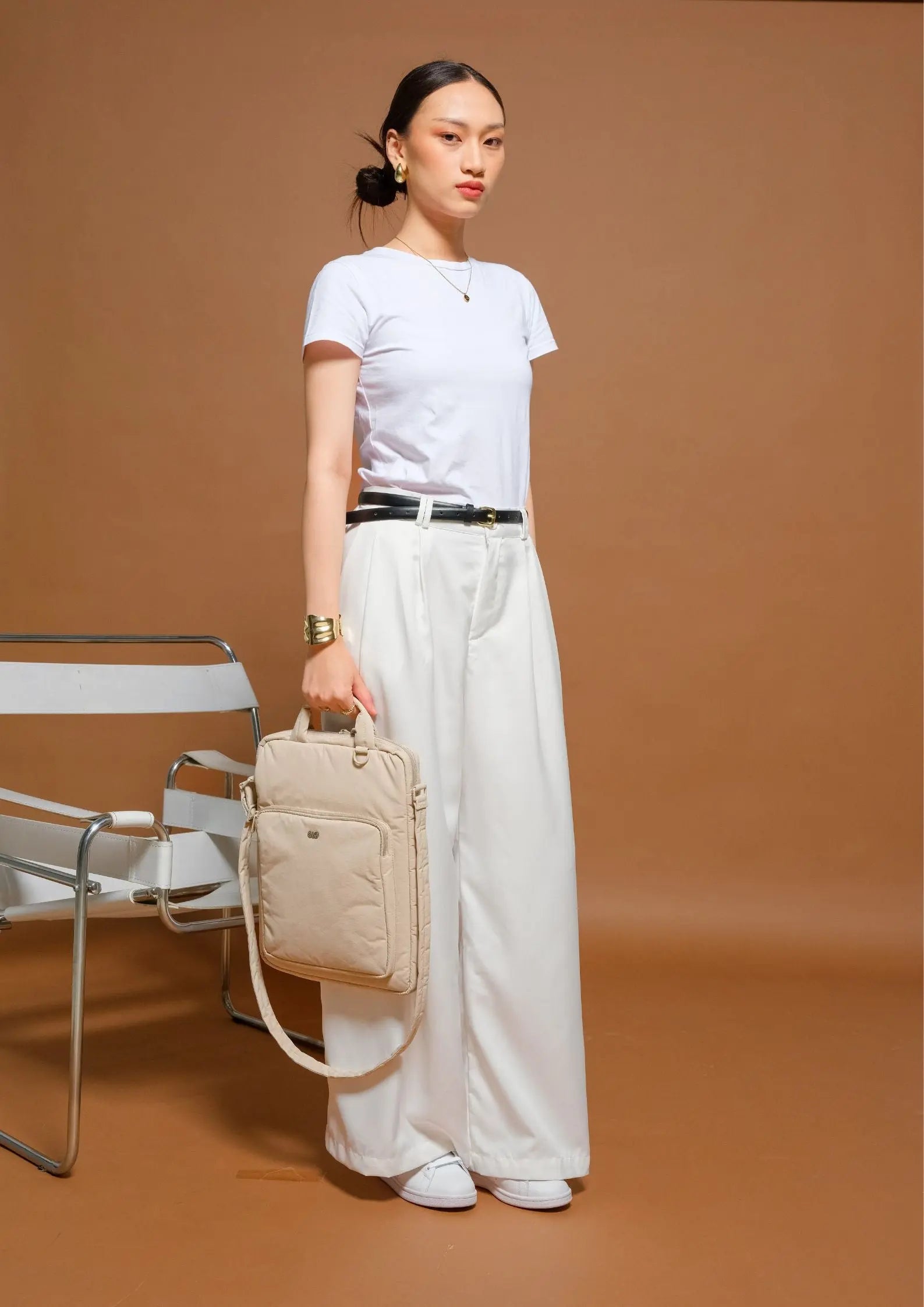 POSH LAPTOP BAG IN OAT The Sophia Label