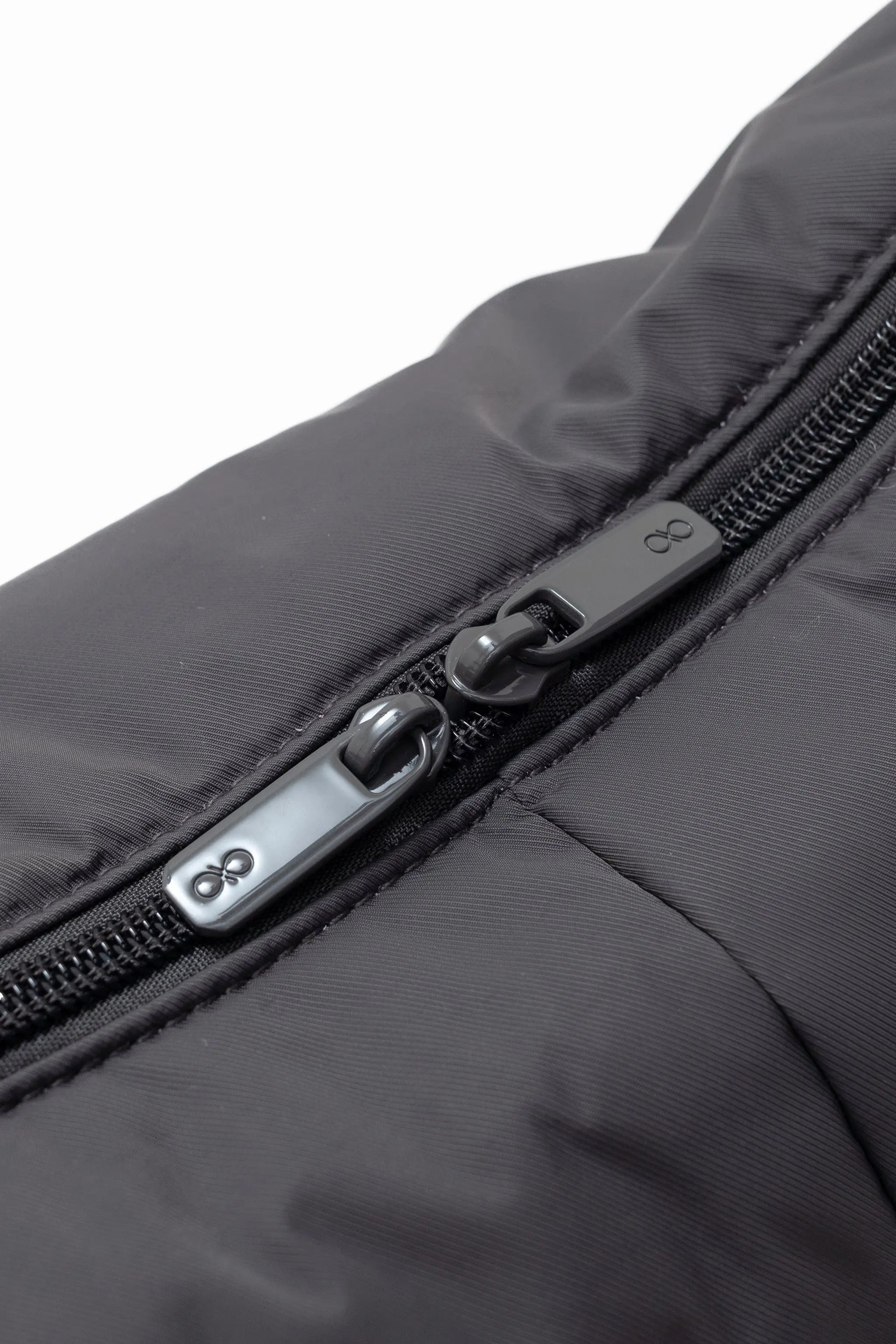 SIGNATURE POCKET CROSSBODY BAG 2.0 IN POSH STORM