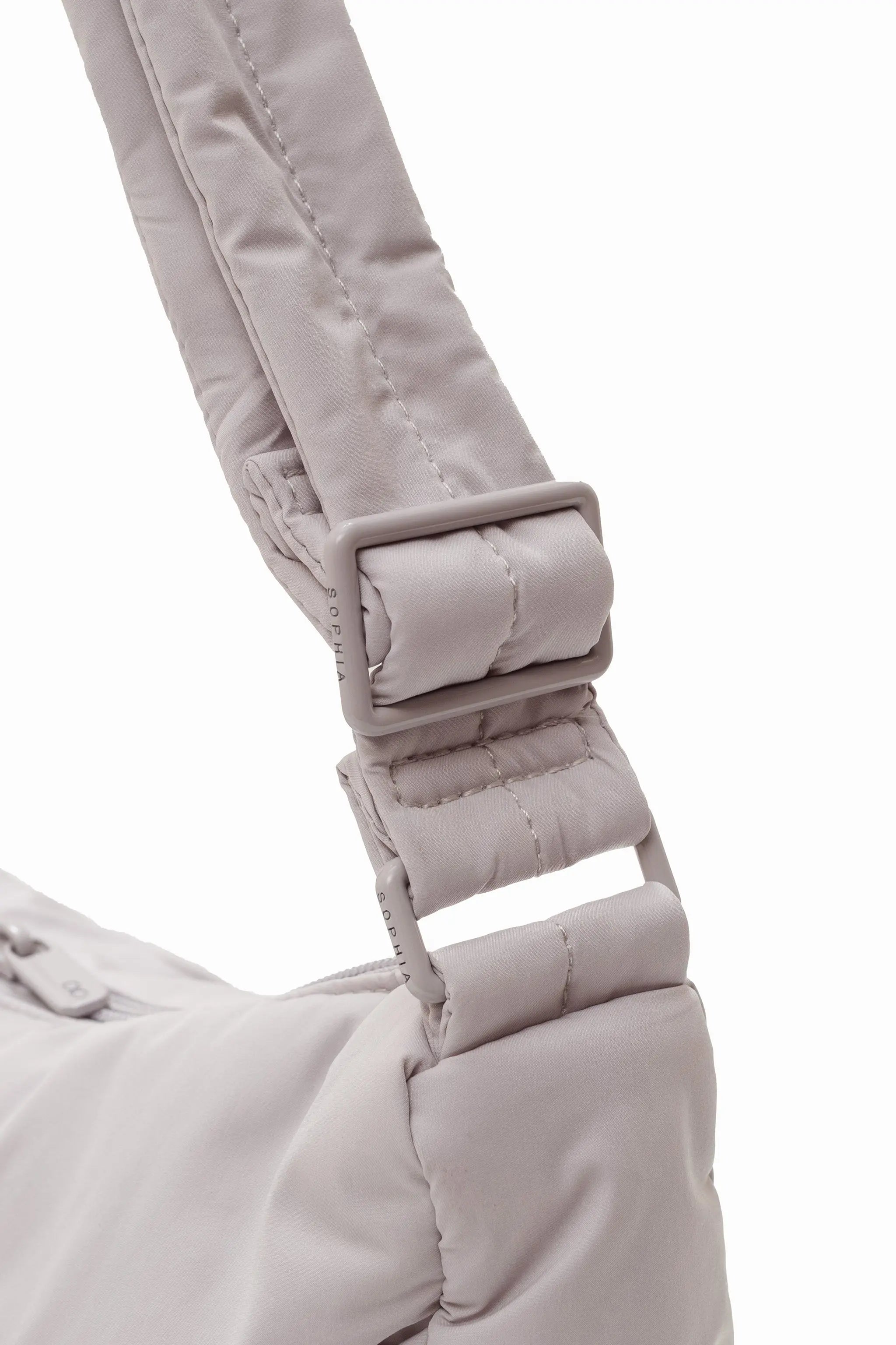 SIGNATURE POCKET CROSSBODY BAG 2.0 IN COSY DOVE GREY