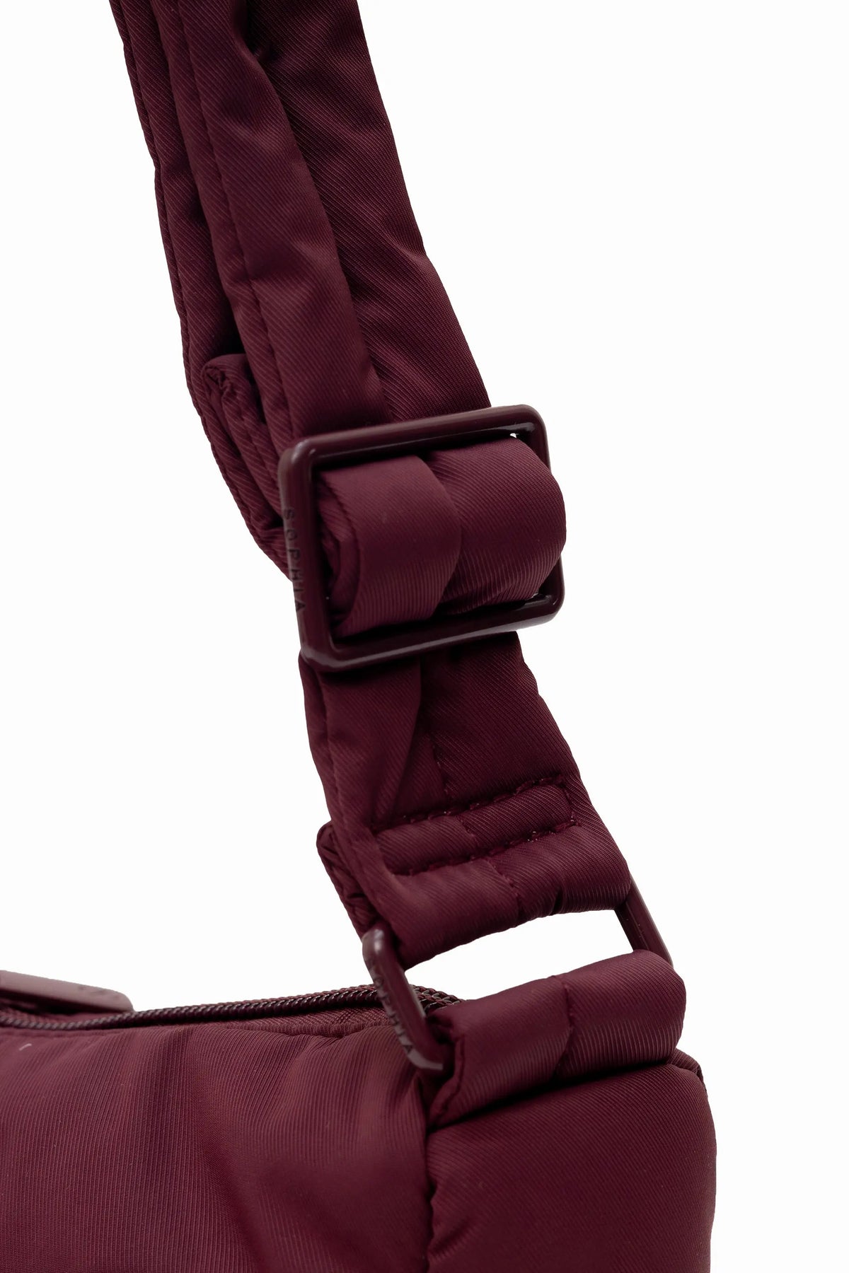 MINI SIGNATURE POCKET CROSSBODY BAG IN POSH WINE