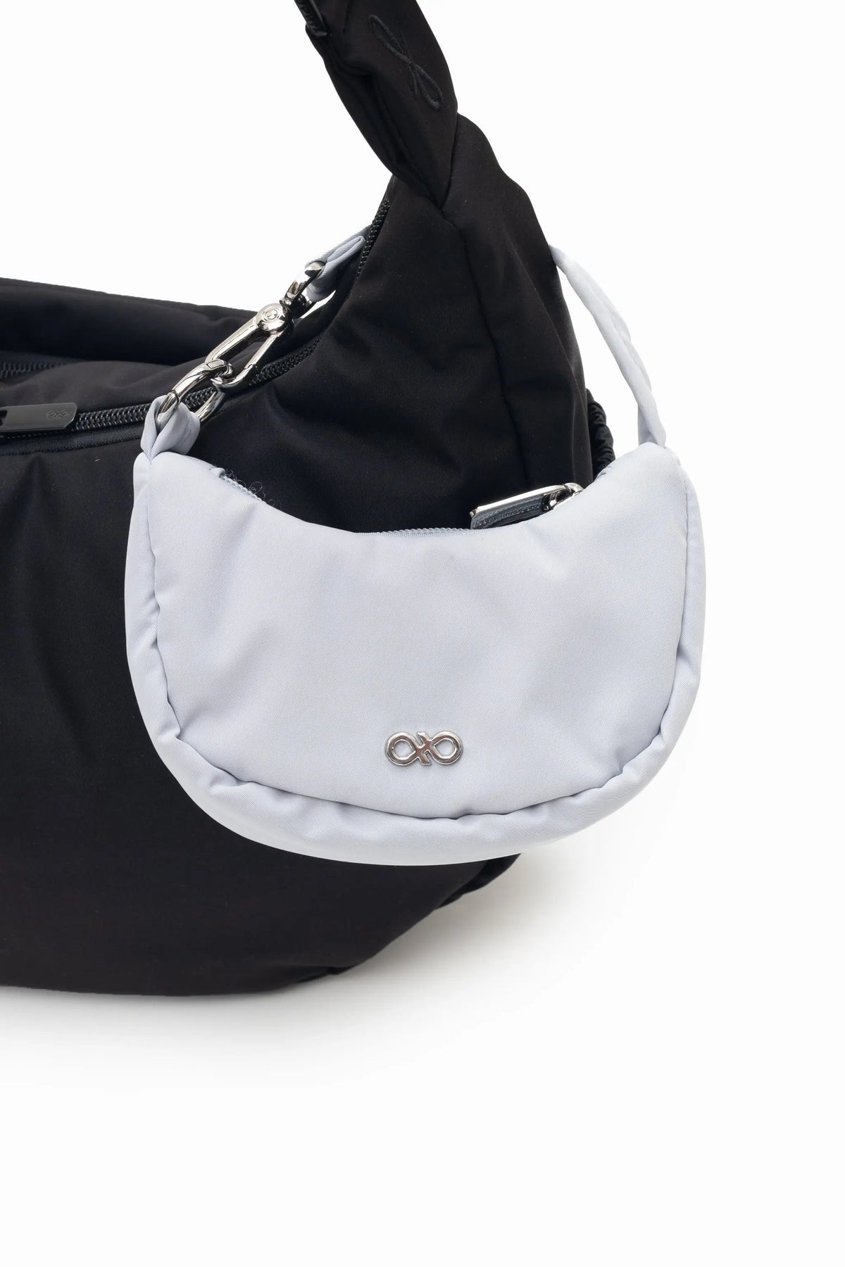 COSY LUXE L CRESCENT BAG 2.0 IN JET BLACK