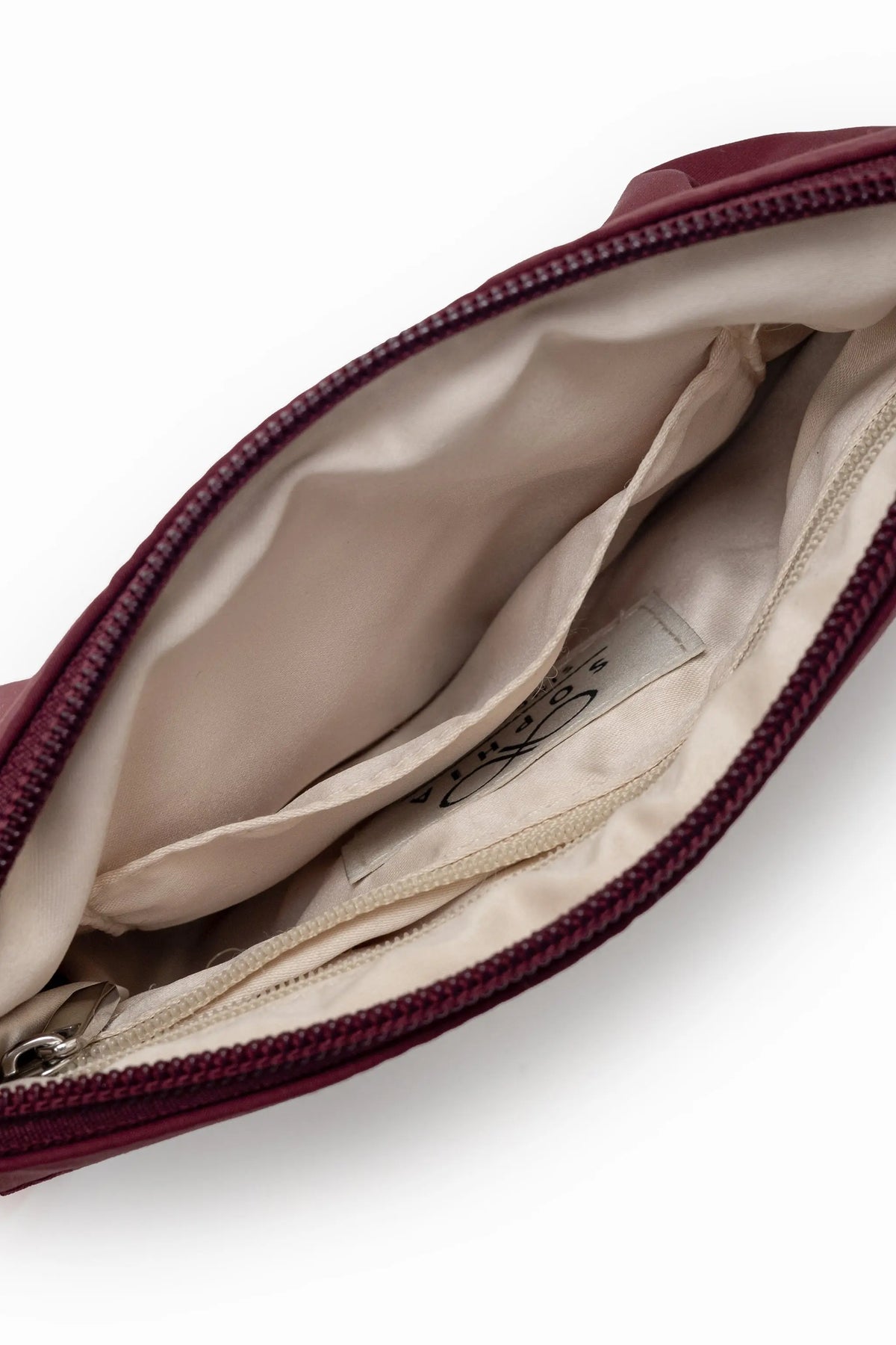 THE DAILY WRISTLET IN WINE