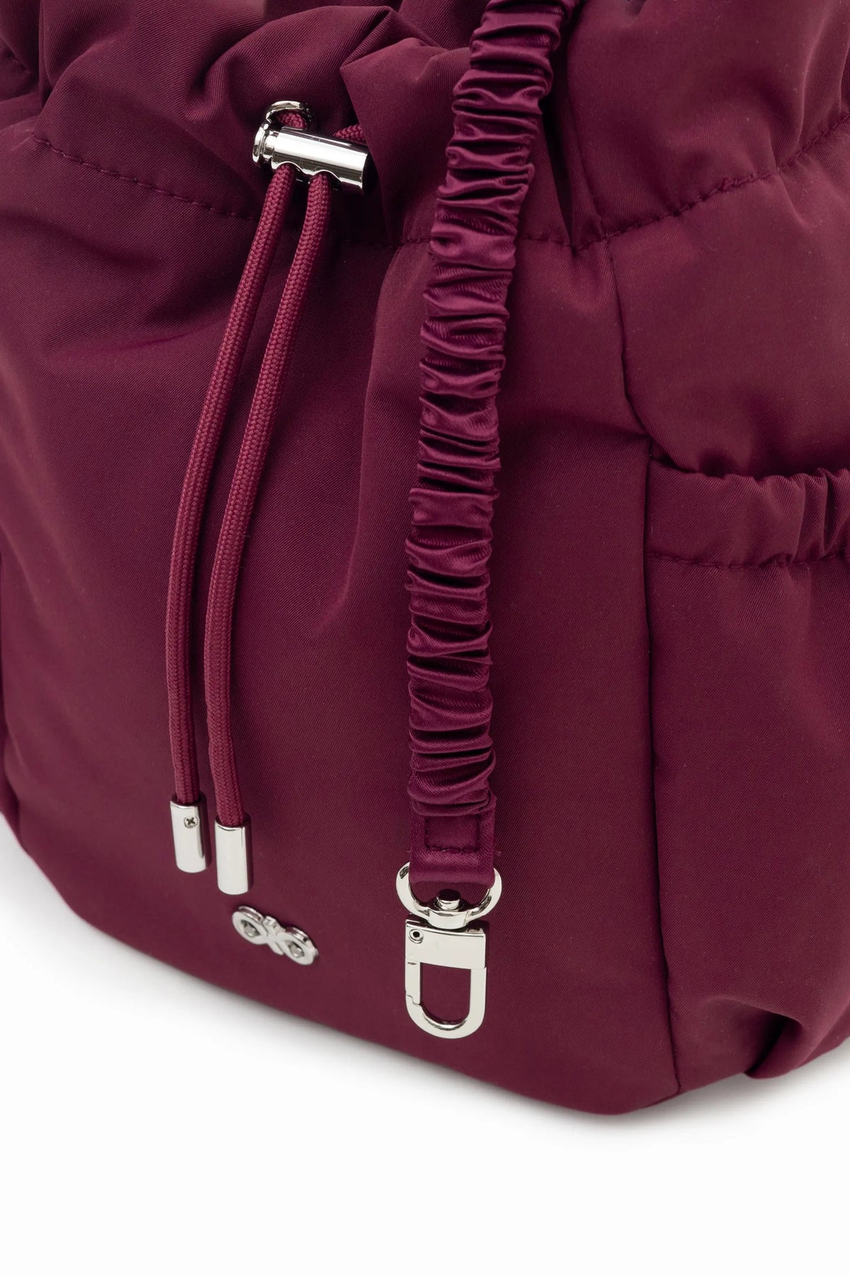 MINI COSY LUXE BUCKET BAG IN WINE