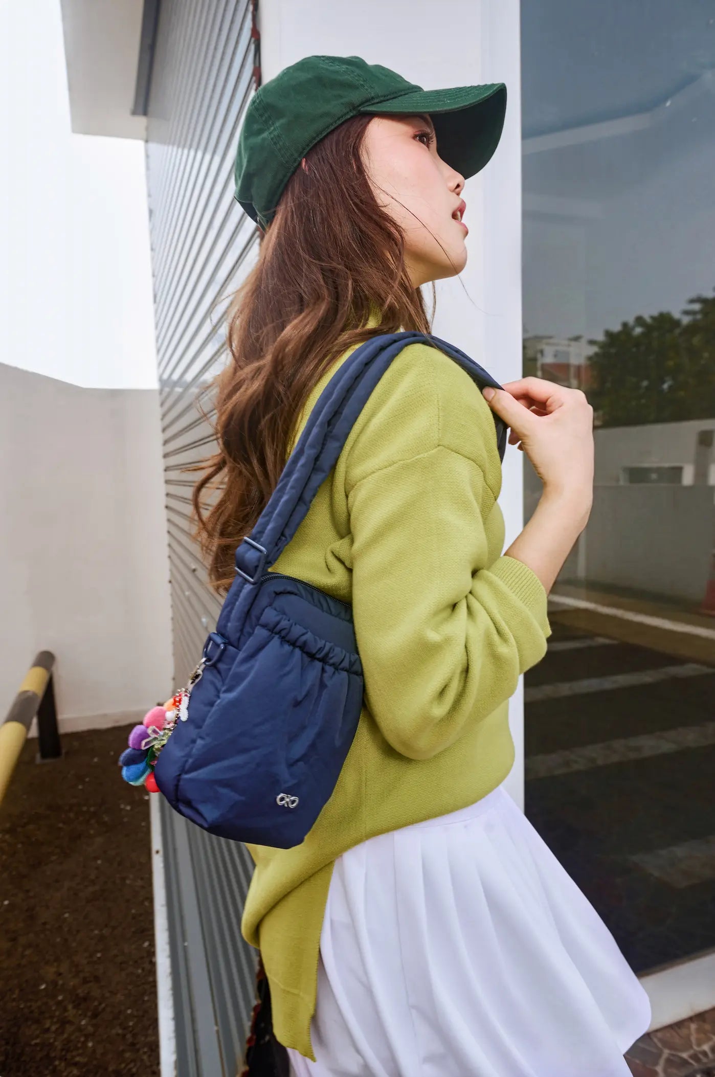 POSH SWIFT SLING IN MIDNIGHT