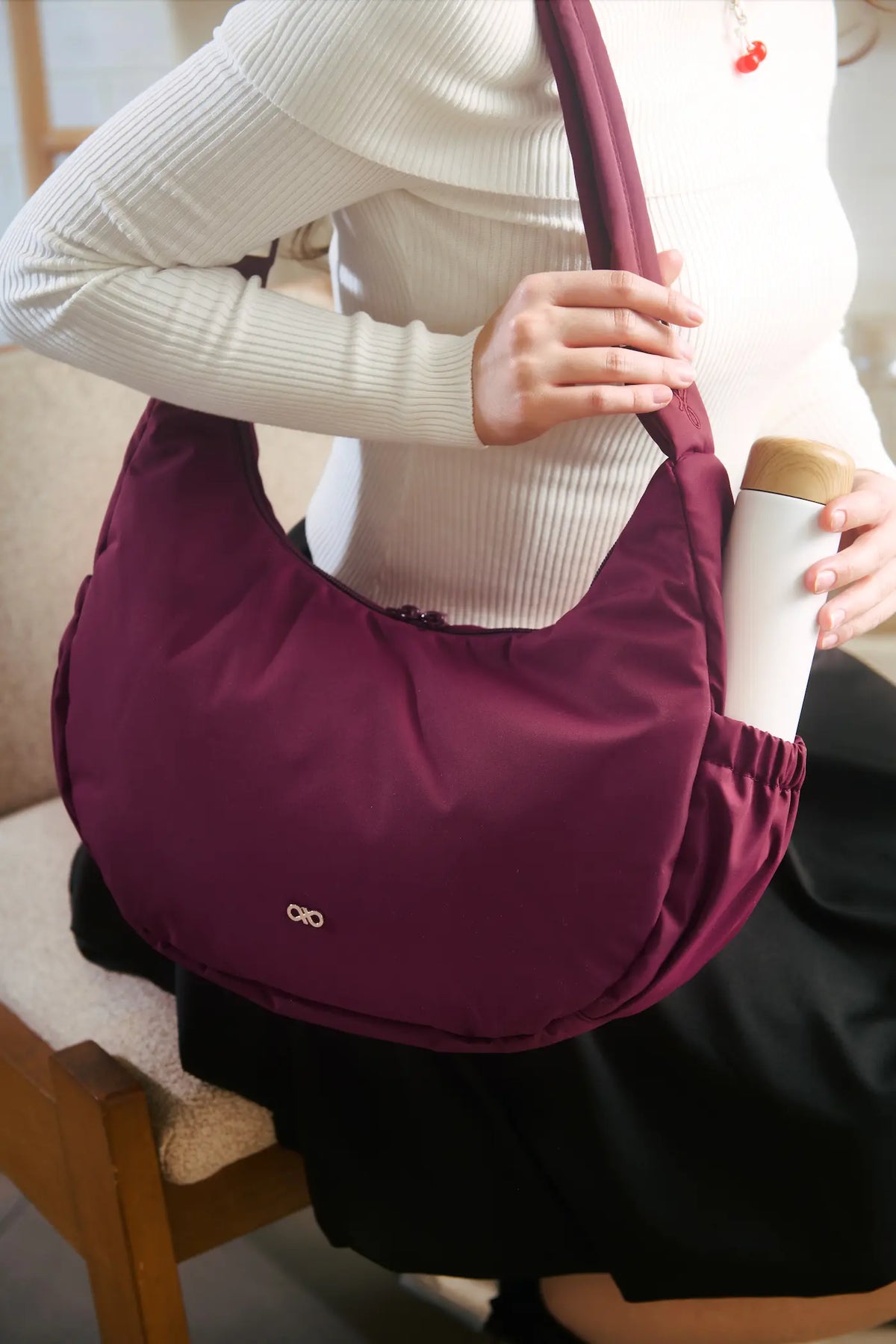 COSY LUXE L CRESCENT BAG 2.0 IN WINE