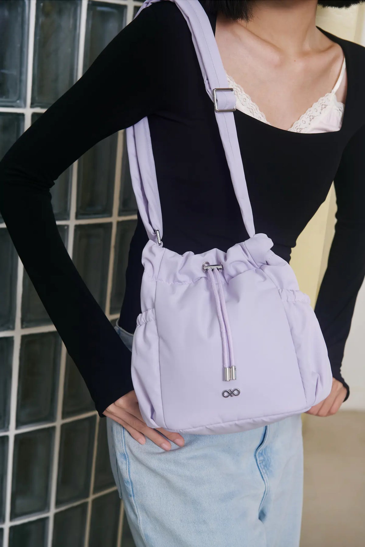 MINI COSY LUXE BUCKET BAG IN LILAC