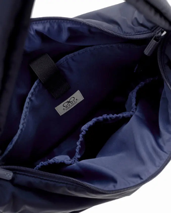 XL SIGNATURE POCKET CROSSBODY BAG IN MIDNIGHT