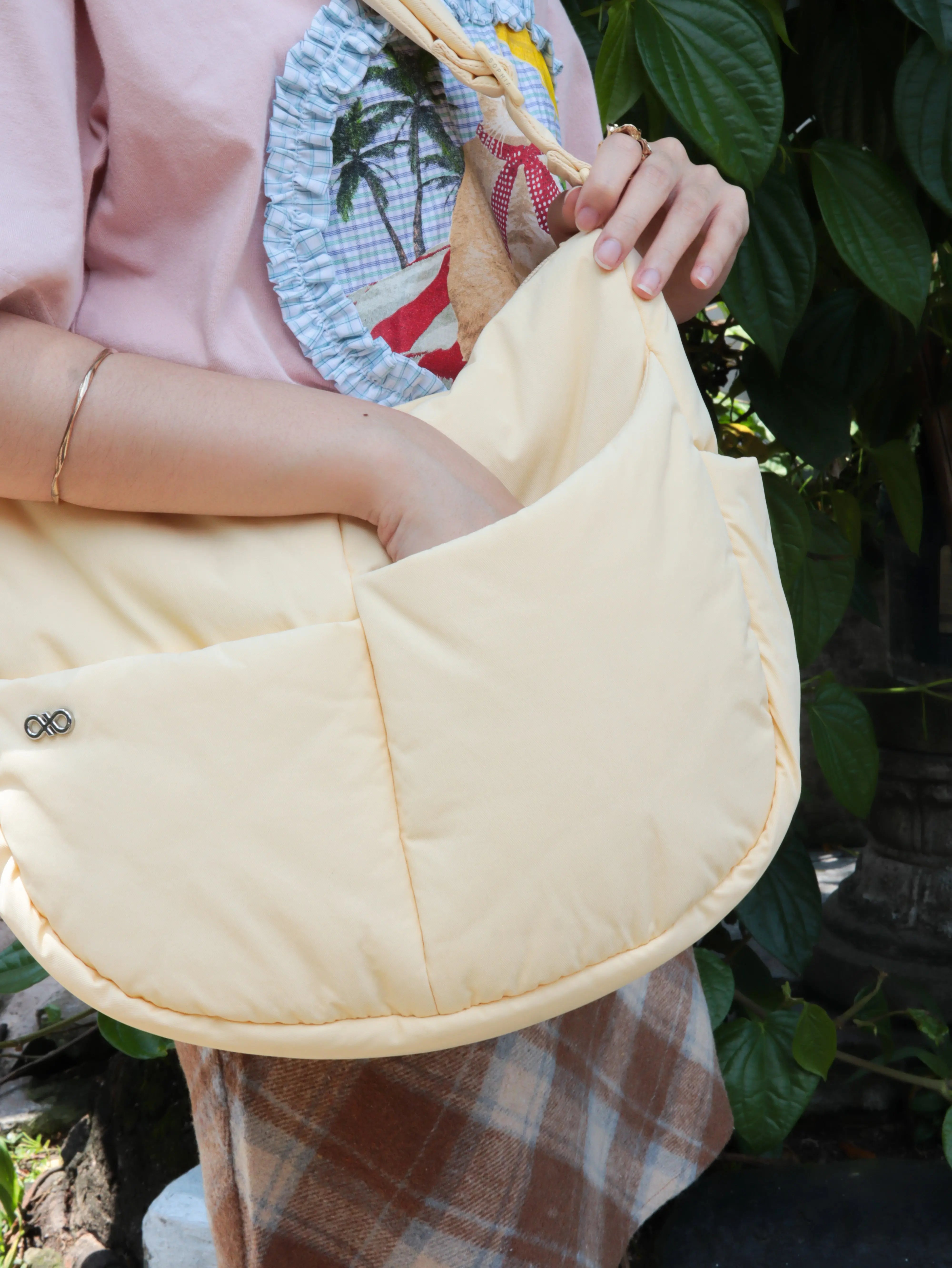 SIGNATURE POCKET CROSSBODY BAG IN POSH MELLOW TSL Singapore