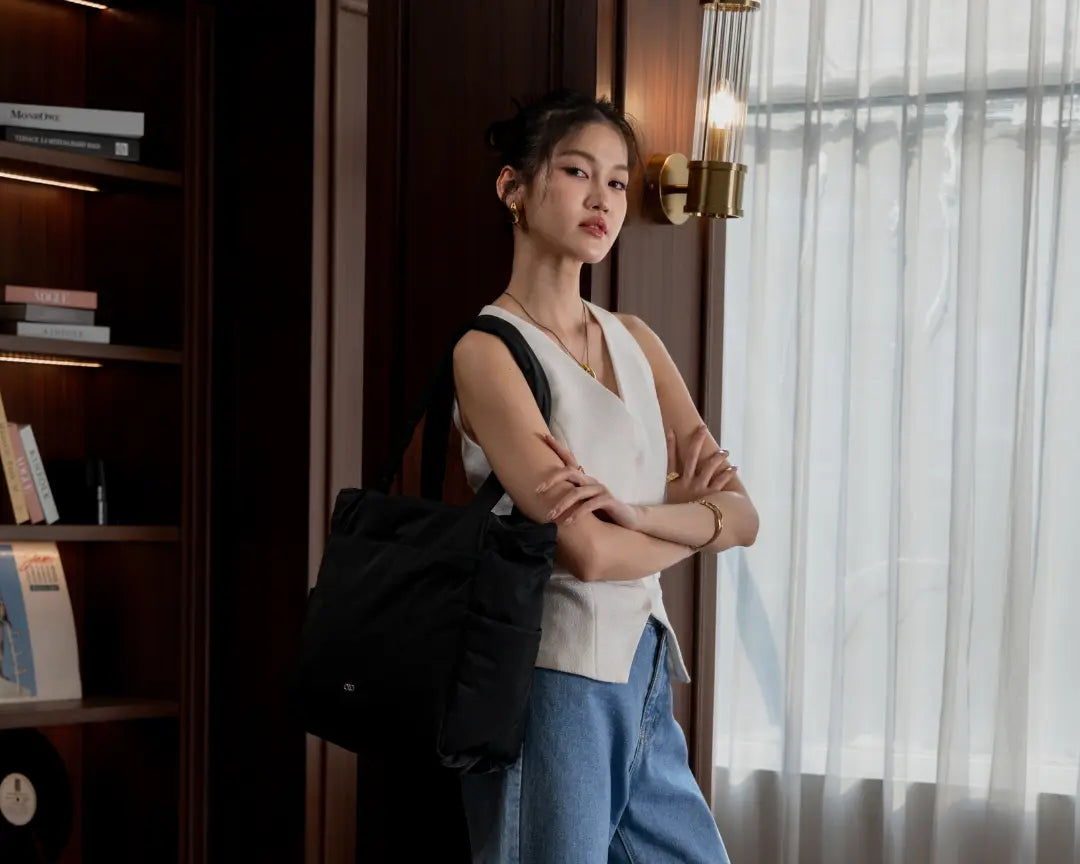 POSH TOTE BAG IN JET BLACK TSL Singapore