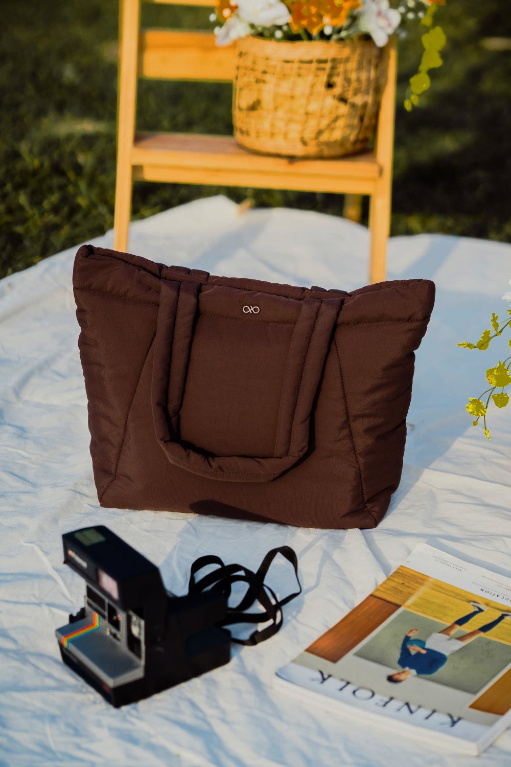 COSY PUFFY TOTE BAG IN CACAO