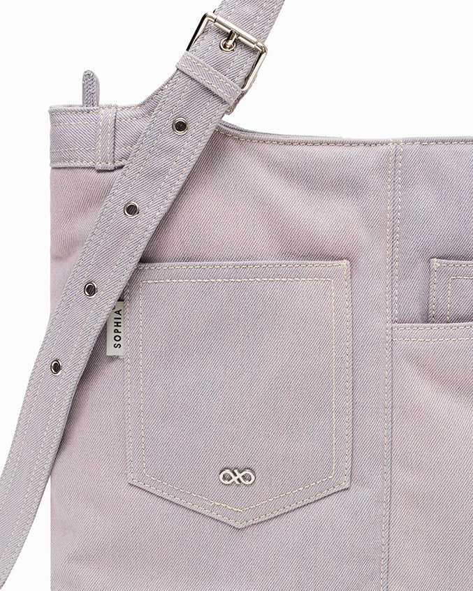 SIGNATURE POCKET DENIM TOTE BAG IN PURPLE DENIM