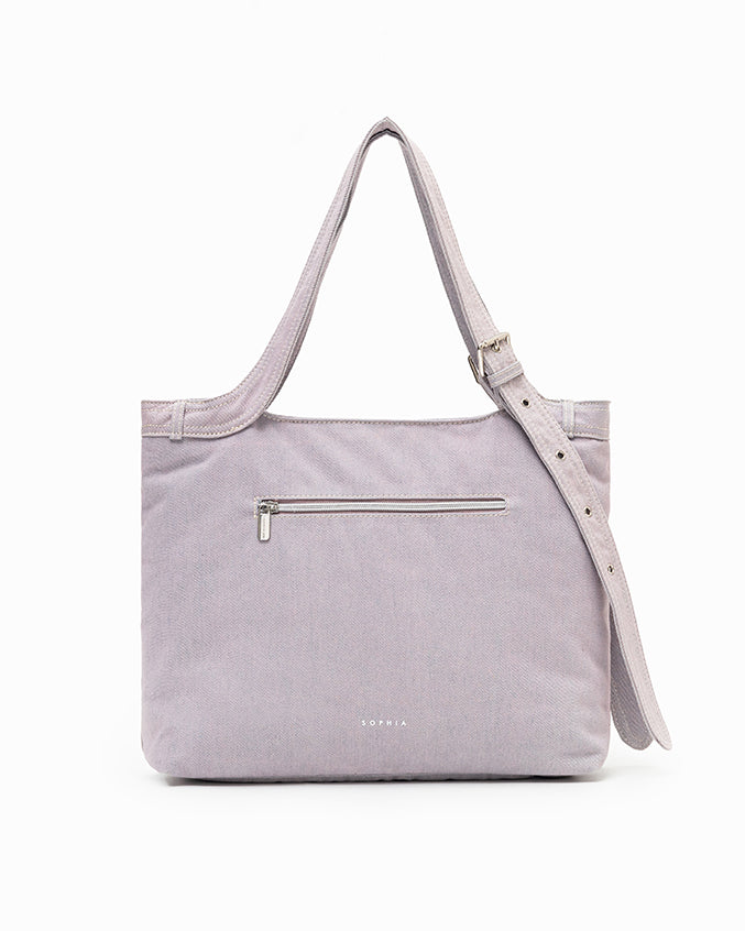 SIGNATURE POCKET DENIM TOTE BAG IN PURPLE DENIM