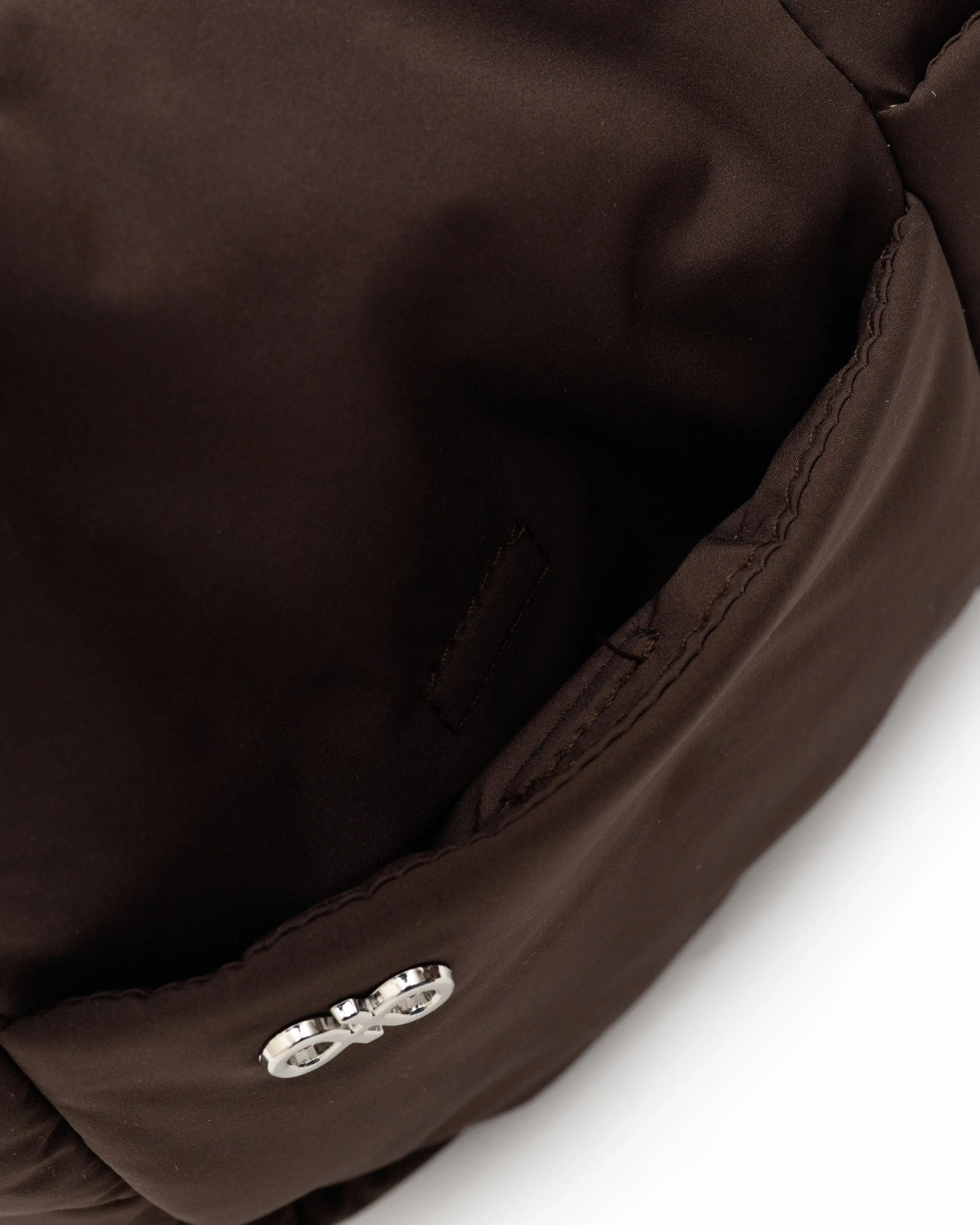MINI SIGNATURE POCKET CROSSBODY BAG IN COSY LUXE CACAO 