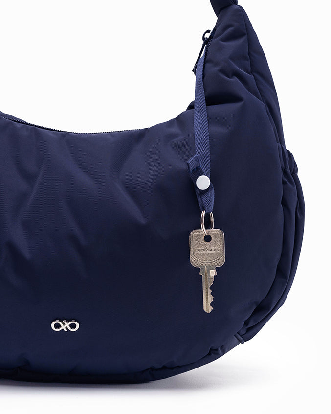 L POSH CRESCENT BAG IN MIDNIGHT