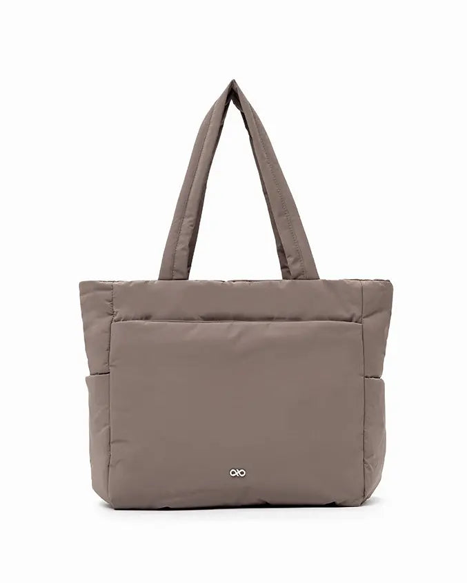 POSH TOTE BAG 2.0 IN TAUPE 