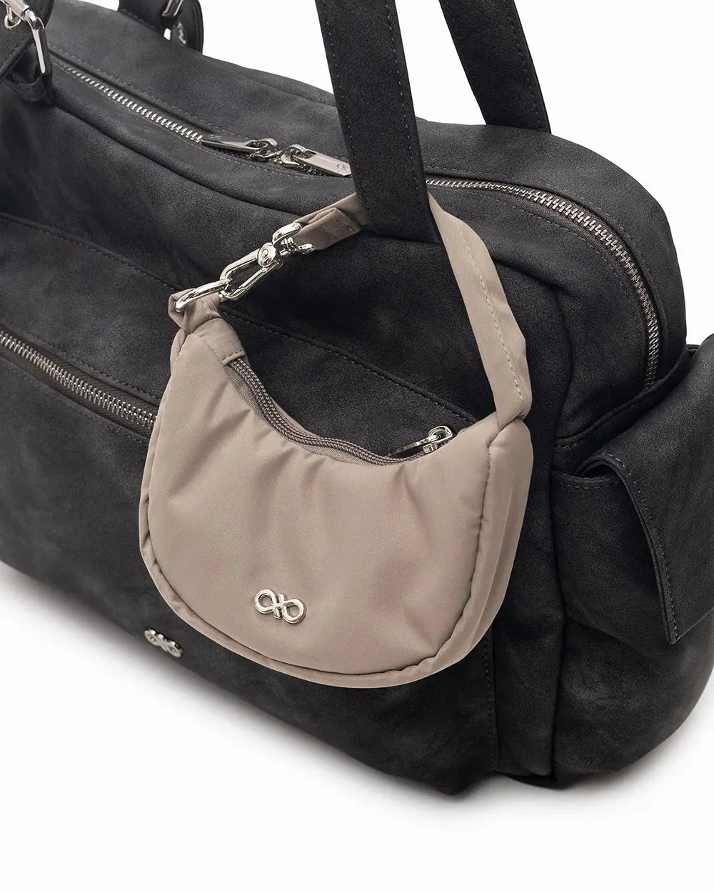 NANO POUCH IN TAUPE 