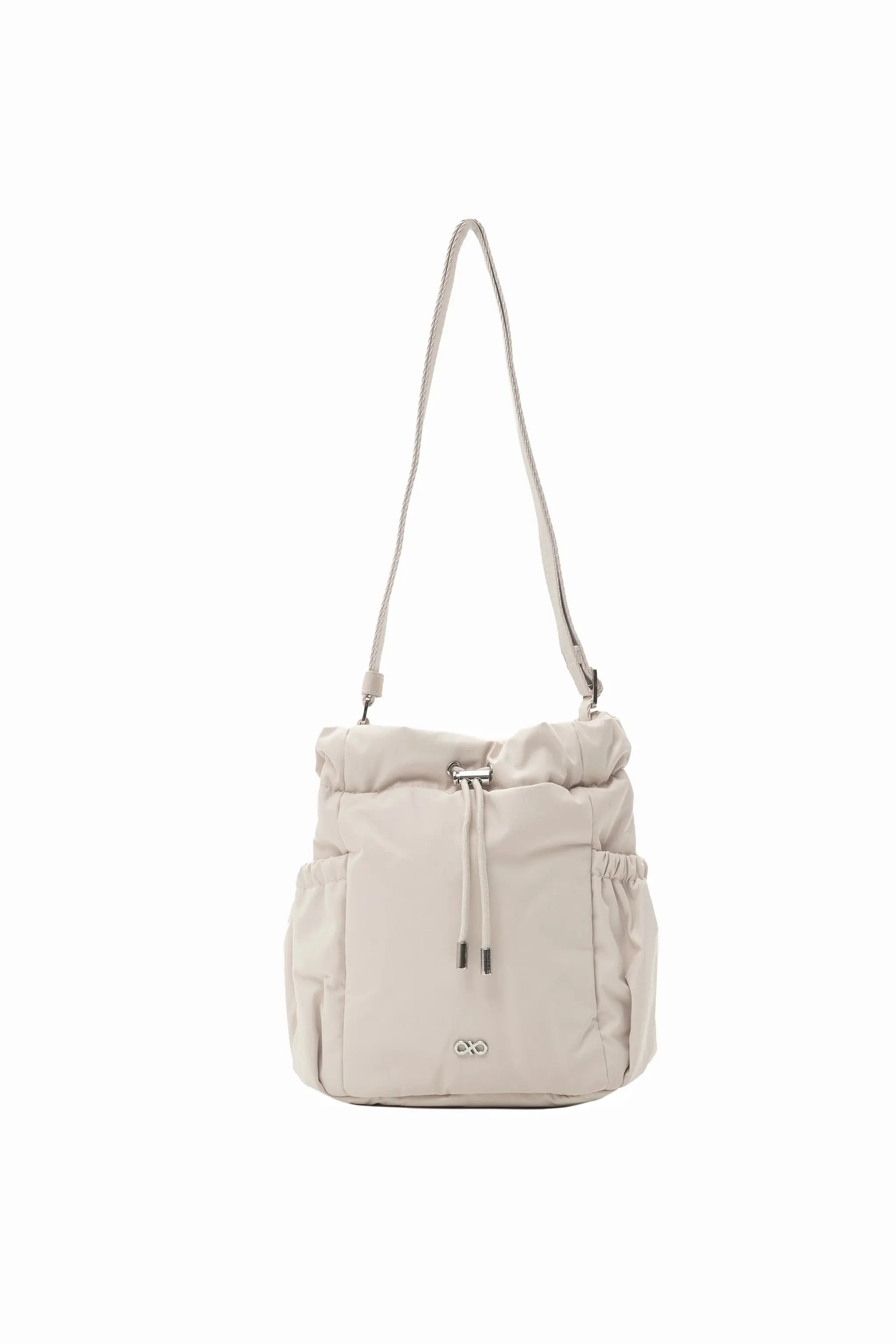 COSY LUXE BUCKET BAG IN OAT 