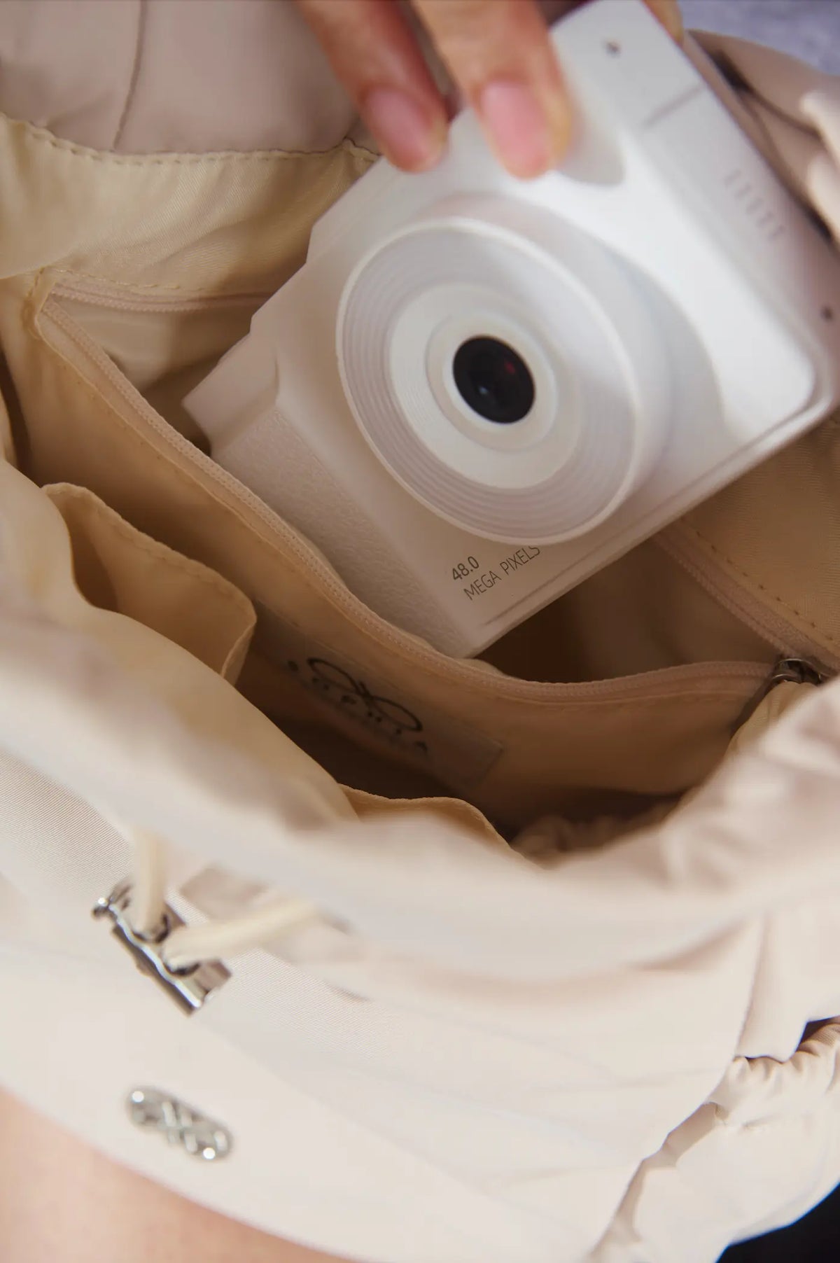 MINI COSY LUXE BUCKET BAG IN OAT 