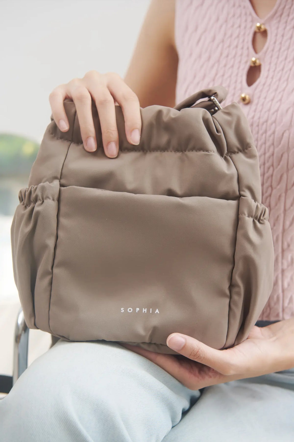 MINI COSY LUXE BUCKET BAG IN TAUPE 