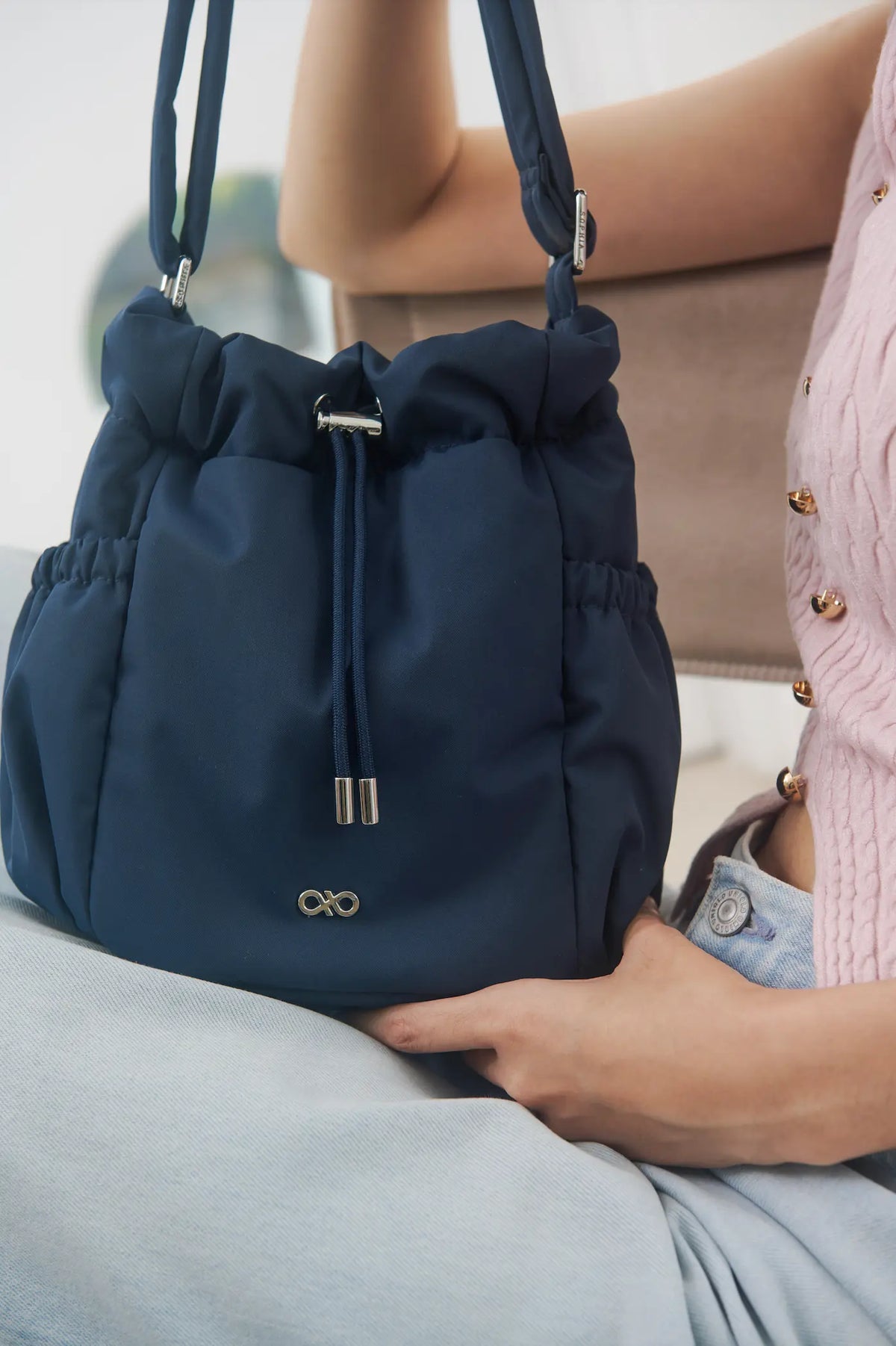 MINI COSY LUXE BUCKET BAG IN OXFORD BLUE 