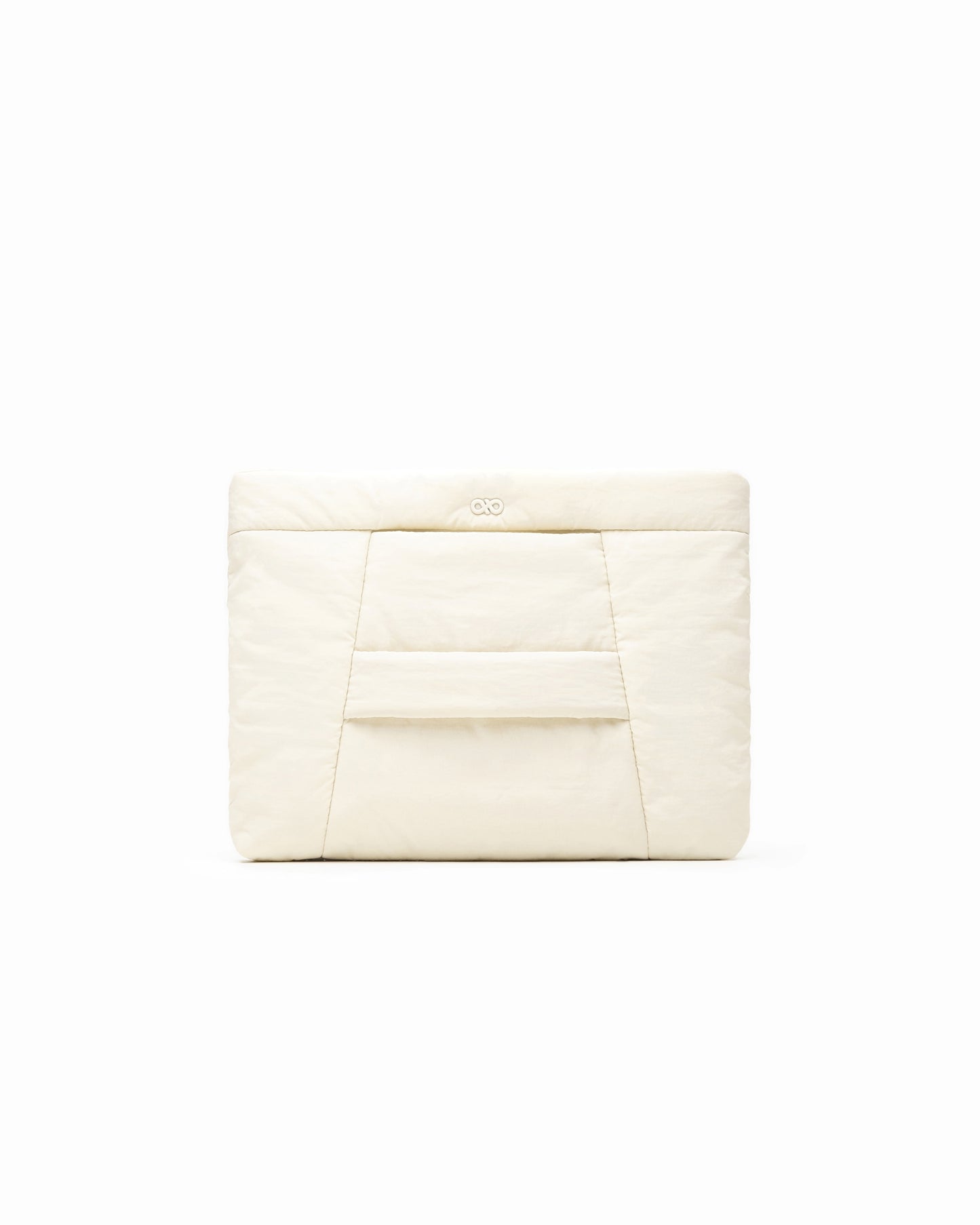 COSY PUFFY CLUTCH BAG IN MOONBEAM